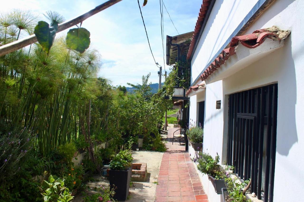 Casa De Hospedaje Vivaio Paipa Exterior foto